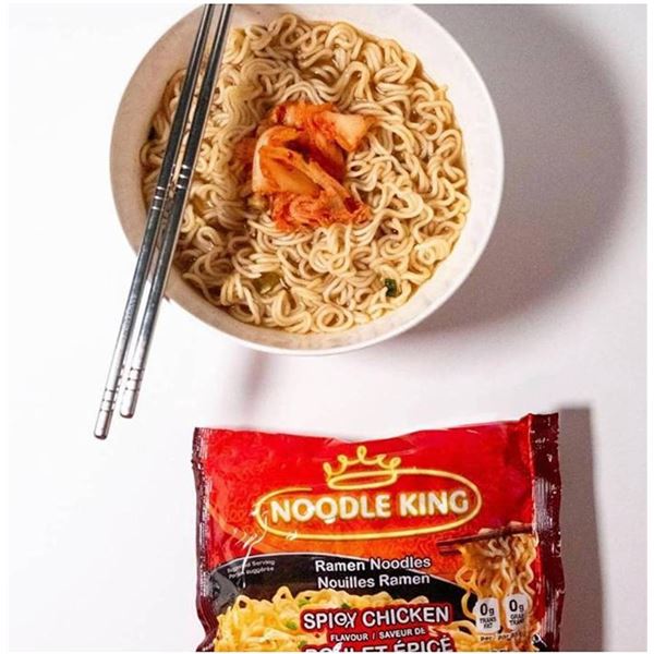Noodle King Spicy Chicken 24-Pack Ramen x 85g