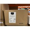 Image 3 : AmazonBasics Velvet Hangers 100-Pack