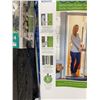 Image 4 : Genius COOL Retractable Screen Door White Standard Fit