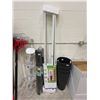Image 5 : Genius COOL Retractable Screen Door White Standard Fit