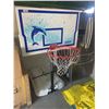 Image 4 : Lifetime Poolside Basketball Hoop With Dolphin Backing