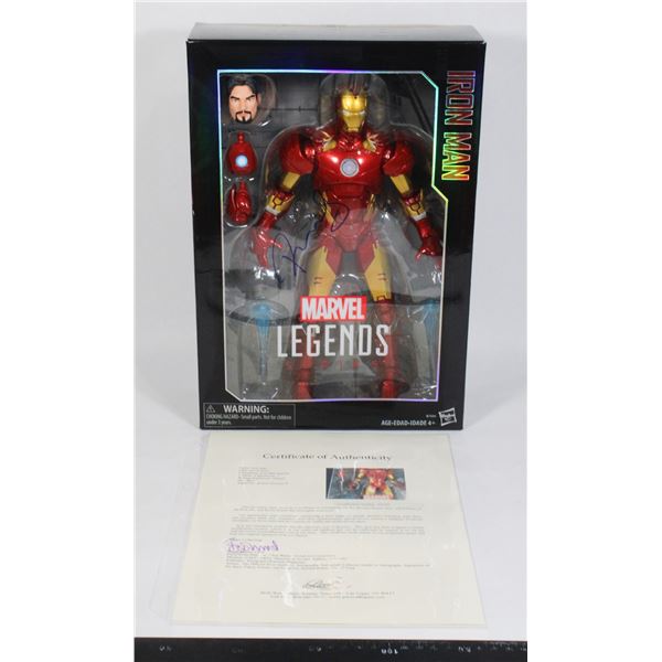 1/6 SCALE SIGNED BY ROBERT DOWNEY JR WITH A