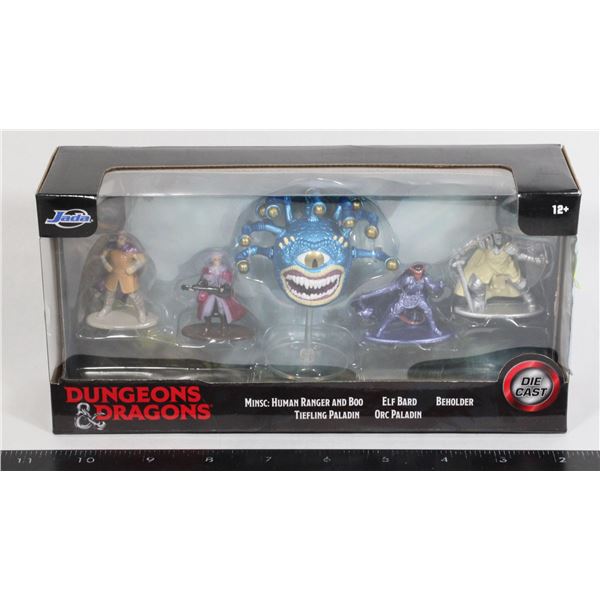 DUNGEONS AND DRAGONS FIGURINES STILL IN BOX