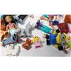 Image 2 : LEGO LOT OF FRIENDS AND ANIMALS