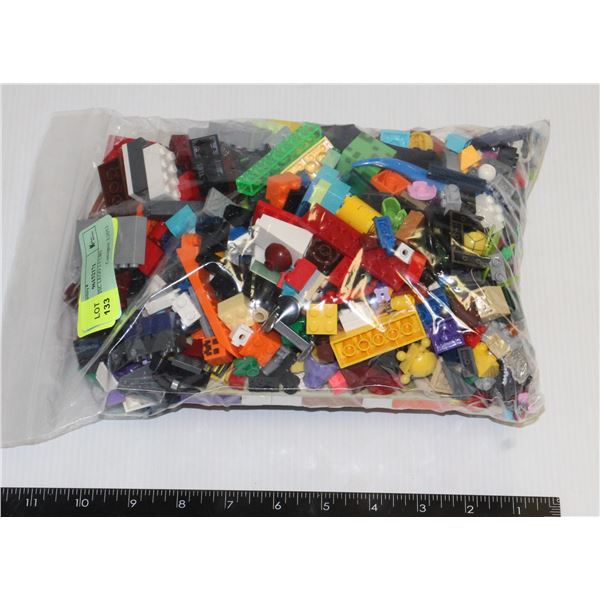 LOT OF MISC LEGO 2.5 LBS