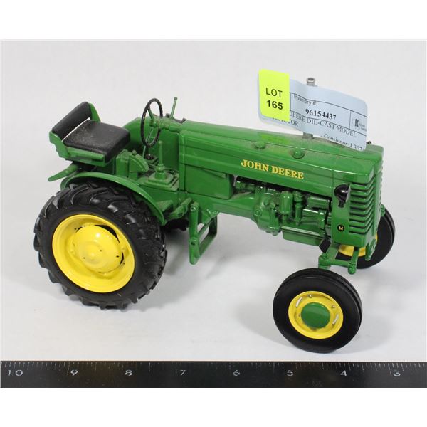 JOHN DEERE DIE-CAST MODEL TRACTOR