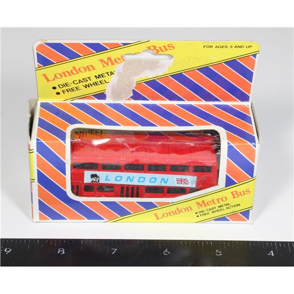 VTG LONDON METRO BUS DIE-CAST METAL