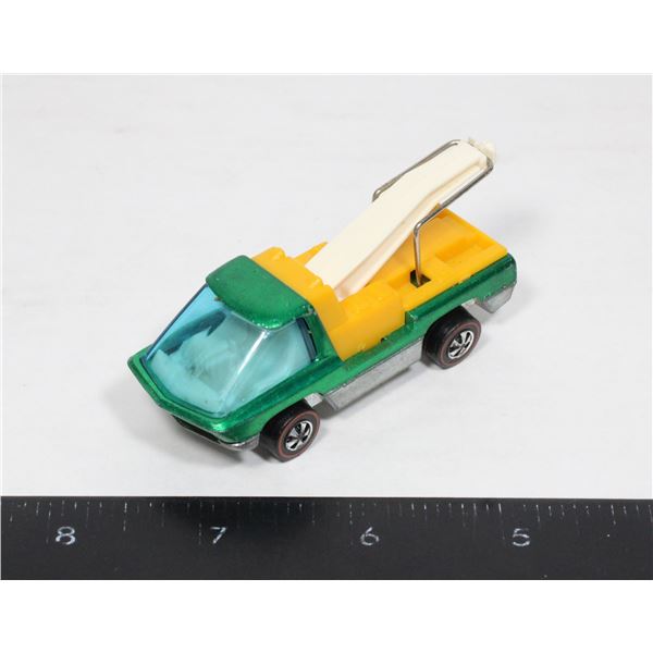 REDLINE HOT WHEELS HEAVYWEIGHTS TOW TRUCK 1970