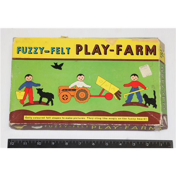 FUZZY FELT PLAY FARM