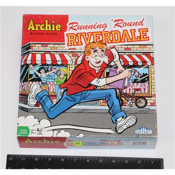 ARCHIE RUNNING 'ROUND RIVERDALE BOARD GAME