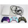 Image 1 : XBOX ONE WORKING COMES WITH  `