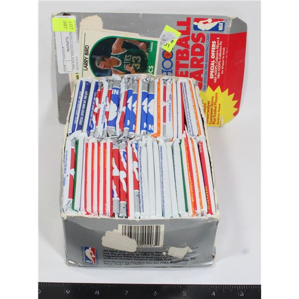 1990 BOX NBA/NFL CARDS SEALED 40 PACKS