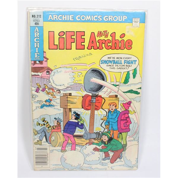 ARCHIE COMICS GROUP LIFE WITH ARCHIE #212 (1980)