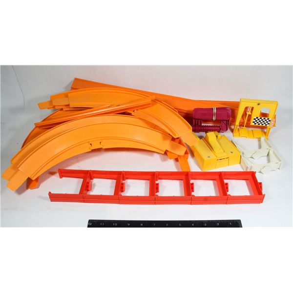VINTAGE HOT WHEELS TRACK
