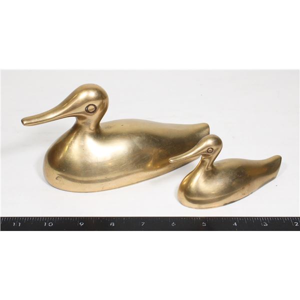 VINTAGE SET OF BRASS DUCK PAPERWEIGHTS, LARGER ONE