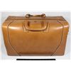 Image 1 : OLD LEATHER SATCHEL (ZIPPER BROKEN)