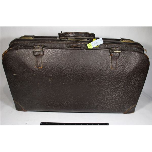 OLD LEATHER SUITCASE