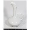 Image 1 : VINTAGE WHITE VASE WITH HANDLE