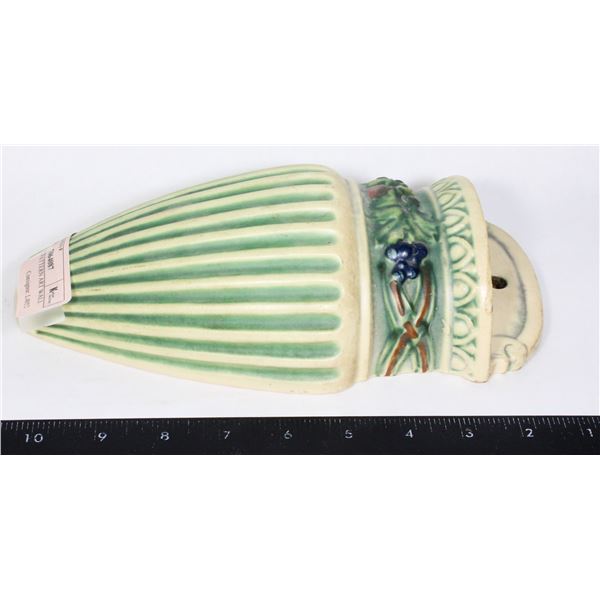 CORINTHIAN PATTERN ART WALL POTTERY