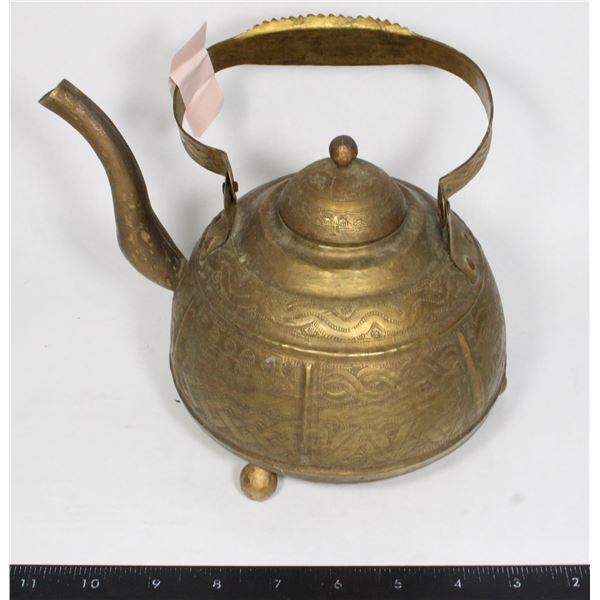 PATTANI MALAY BRASS EWER OR KETTLE
