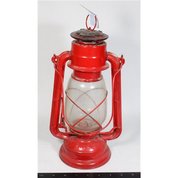 VINTAGE "JUPITER" KEROSENE LANTERN
