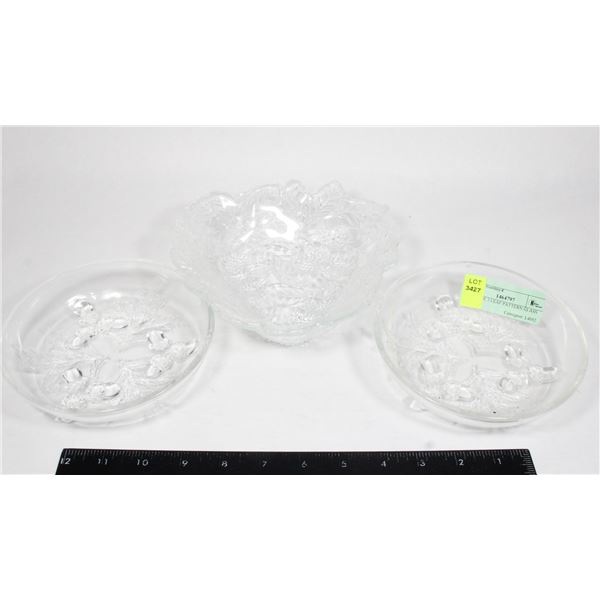VINTAGE 3 LEAF PATTERN GLASS BOWLS
