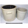Image 4 : VINTAGE CROCK POTS
