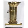 Image 1 : BRASS COAL SCUTTLE