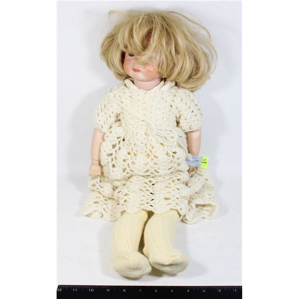 ANTIQUE DOLL PARIS