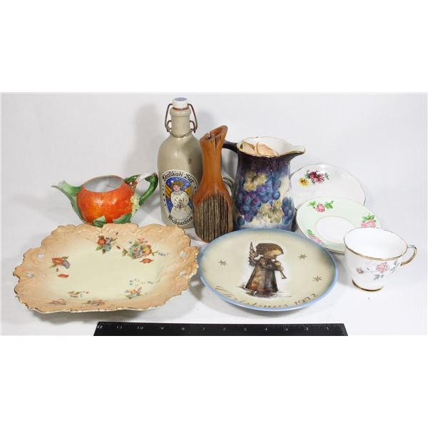 BUNDLE OF ASSORTED ANTIQUES AND COLLECTIBLES