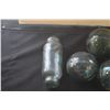 Image 3 : COLLECTION OF GLASS FISHING FLOATS IN LAUHALA BASKET (7 PCS)