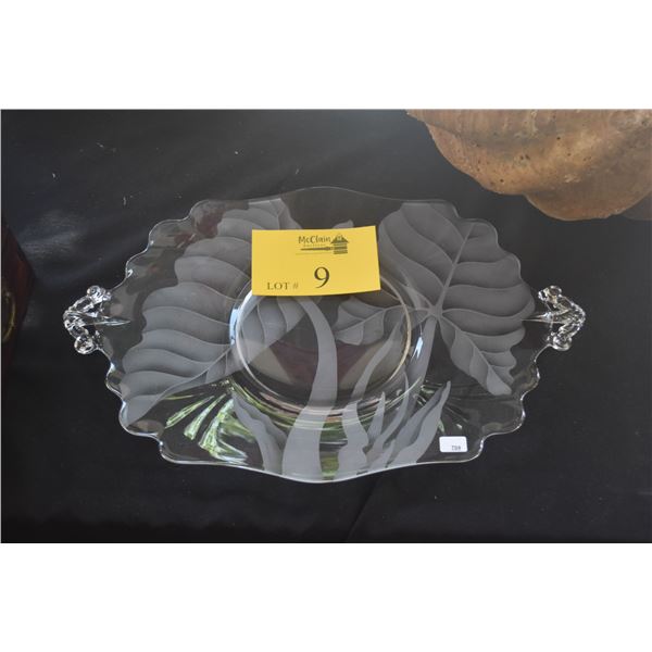 VINTAGE ETCHED GLASS SERVING PLATTER W/HANDLES