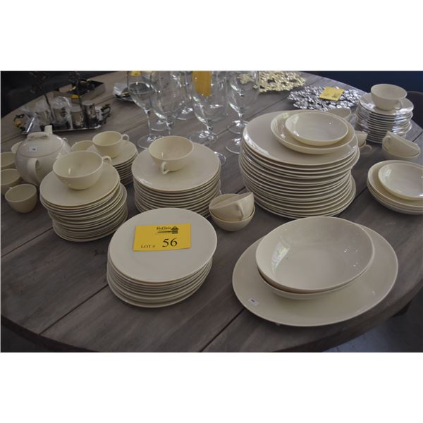 LENOX BONE CHINA (113 PCS)
