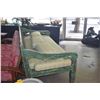 Image 4 : BATIK DAYBED IN RUSTIC GREEN W/PILLOWS (77 3/4" X 39")