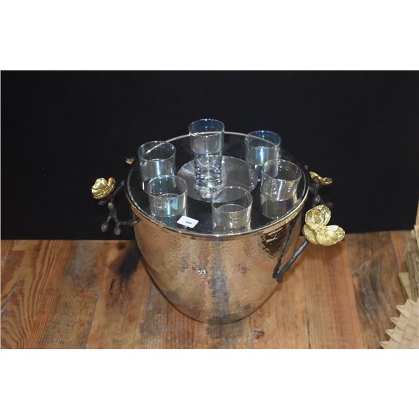 MICHAEL ARAM GOLD ORCHID VODKA SERVICE