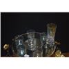 Image 2 : MICHAEL ARAM GOLD ORCHID VODKA SERVICE