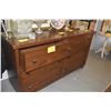 Image 2 : 6 DRAWER DRESSER (66" X 20" X 36")