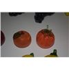 Image 7 : MURANO GLASS FRUITS IN BASKET (13 PCS)