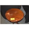 Image 1 : ROUND WOODEN ACCENT TABLE W/PEDESTAL BASE & CARVED LEGS