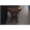 Image 3 : ROUND WOODEN ACCENT TABLE W/PEDESTAL BASE & CARVED LEGS