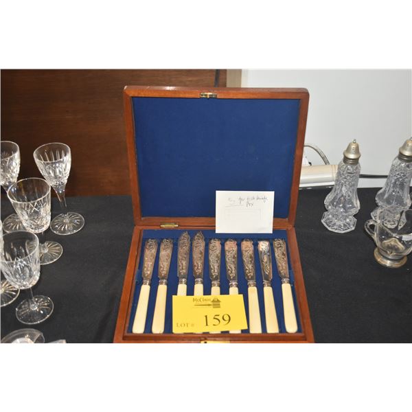 VINTAGE BOXED FISH KNIVES W/BONE HANDLES (18 PCS)