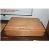 Image 2 : BLISTERED MAPLE JEWELRY BOX W/DOVE TAIL SPLINES BY RICARDO DELLERA (15" X 10 1/2" X 3 1/2")