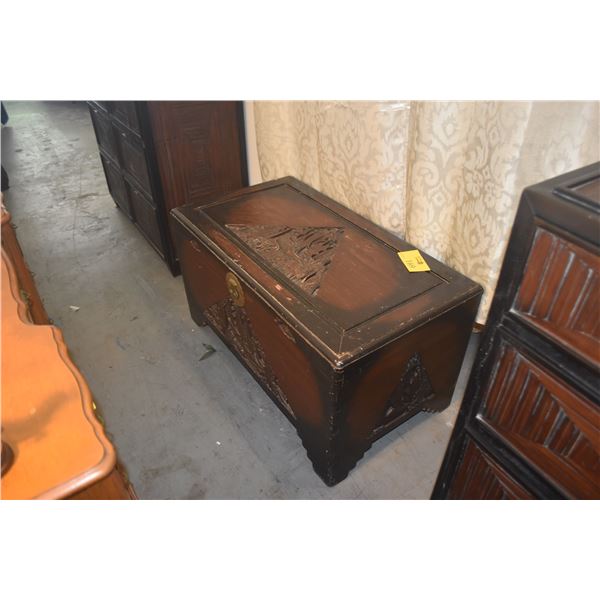 CARVED CHINESE WOOD CAMPHOR CHEST W/INNER TRAY (39 1/2" X 22" X 21")