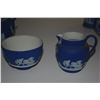 Image 5 : ANTIQUE WEDGWOOD CREAMERS, SUGAR BOWL, SUGAR SHAKER & BOWLS (6 PCS)