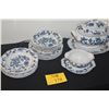 Image 1 : BLUE DANUBE PLATE, BOWLS, GRAVY BOAT & TUREEN, "BLUE ONION" PATTERN (17 PCS)