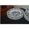 Image 4 : BLUE DANUBE PLATE, BOWLS, GRAVY BOAT & TUREEN, "BLUE ONION" PATTERN (17 PCS)