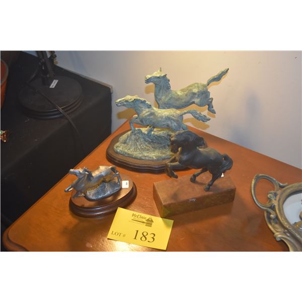 HORSE STATUARY (3 PCS)