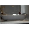 Image 4 : VINTAGE FRANCISCAN TIEMPO SQUARE SERVING DISH, RECTANGULAR SERVING DISH & 2 GRAVY BOATS IN STONE GRE