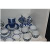 Image 2 : MIXED LOT: COLLECTION OF ASSORTED BLUE & WHITE TEA CUPS, SAUCERS, PITCHERS & STAFFORDSHIRE COVERED B