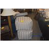 Image 1 : PAIR ANNE SELKE'S FRESH AMERICAN INDOOR/OUTDOOR POUFS (PAIR)